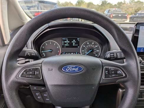 Used 2021 Ford EcoSport SE image 24