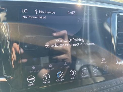 Certified 2019 Chrysler Pacifica Limited image 22