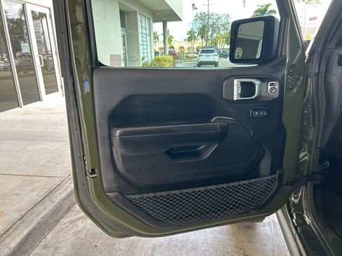 Used 2021 Jeep Wrangler Unlimited Sport image 35