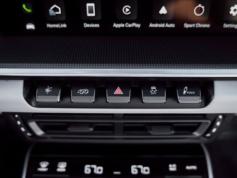 Used 2022 Porsche 911 Turbo S image 63