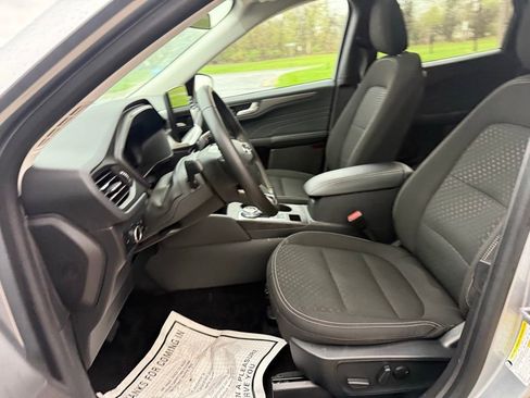 Used 2024 Ford Escape Active w/ Tech Pack #2 AWD/4WD image 19