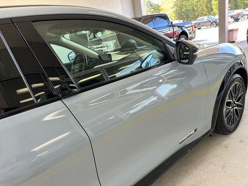 Certified 2024 Ford Mustang Mach-E Premium image 10