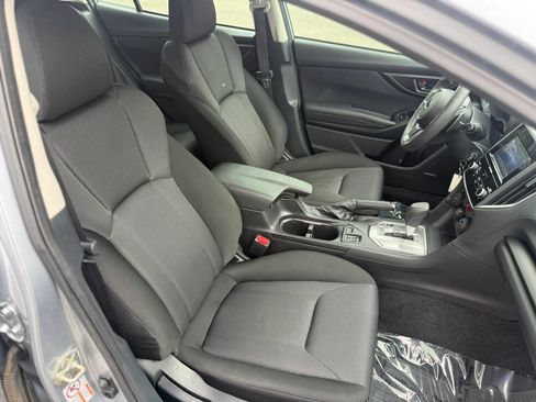 Used 2017 Subaru Impreza 2.0i Premium w/ BSD & Rcta/SRF/Eyesight AWD/4WD image 16
