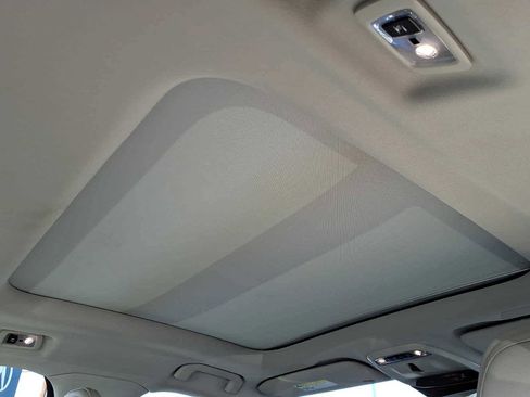 Used 2020 Volvo S60 T6 Momentum image 11