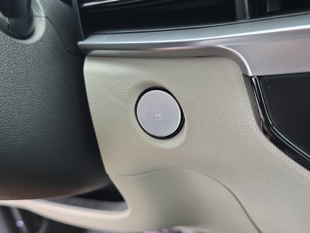 New 2026 Kia Sorento S FWD image 27
