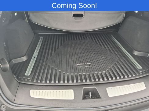 Used 2023 Cadillac XT5 Sportv w/ LPO, Floor Liner Package AWD/4WD image 34