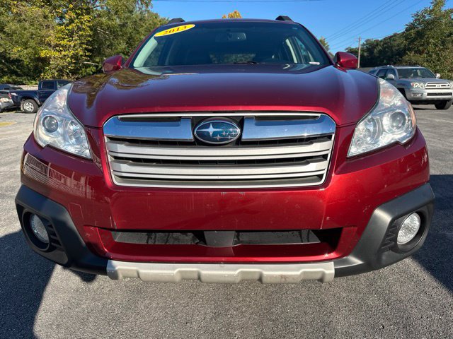 Used 2013 Subaru Outback 3.6R Limited w/ Moonroof Pkg AWD/4WD image 2