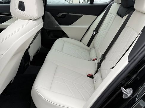 New 2026 BMW 530i 530i w/ M Sport Package image 28