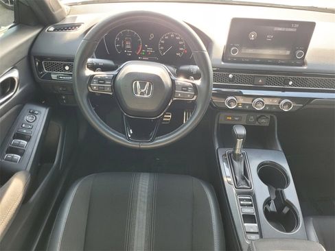 Used 2023 Honda Civic Sport image 7