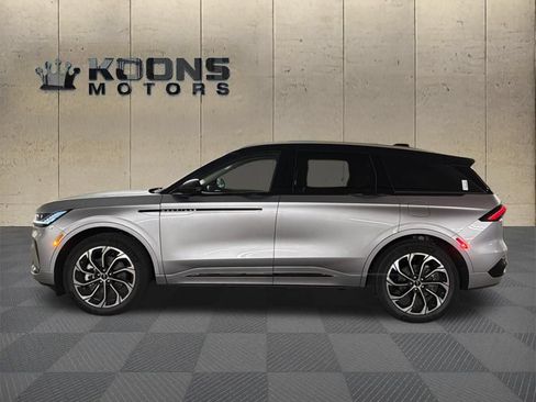 New 2026 Lincoln Nautilus Reserve AWD/4WD image 4