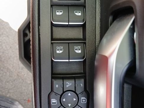 Used 2026 RAM 2500 4x4 Crew Cab image 53