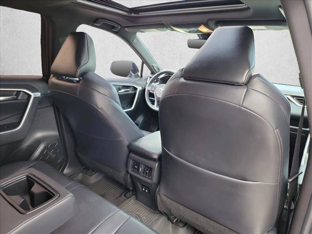 Used 2020 Toyota RAV4 XSE AWD/4WD image 24