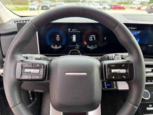 Used 2026 Hyundai Santa Fe SEL image 15