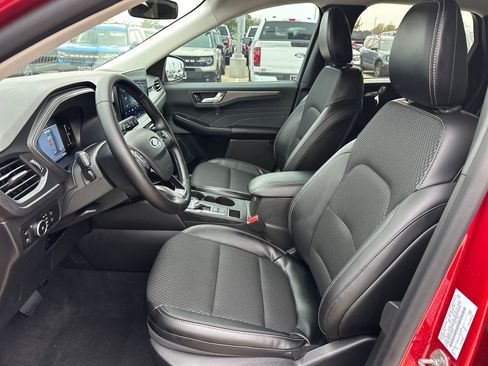 New 2026 Ford Escape SE image 9