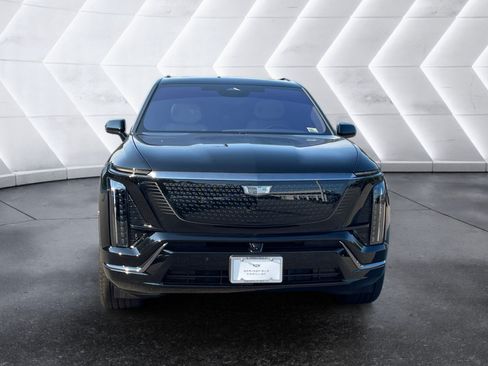 Used 2026 Cadillac Vistiq Sport AWD/4WD image 9