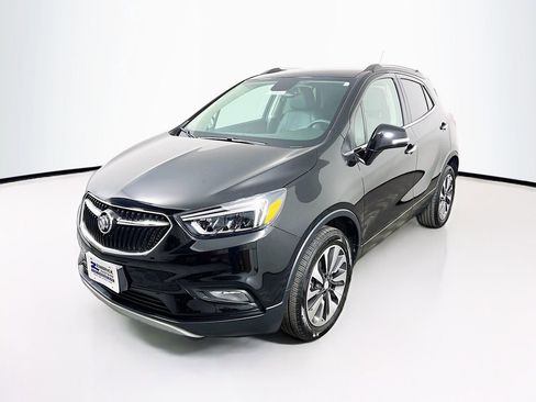 Used 2018 Buick Encore Essence image 3