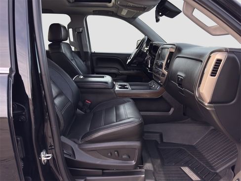 Used 2018 GMC Sierra 1500 Denali image 29