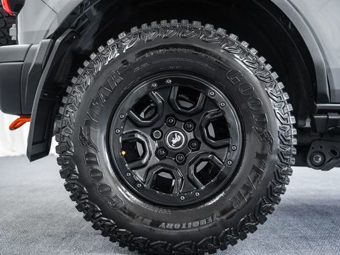 Certified 2024 Ford Bronco Badlands AWD/4WD image 27