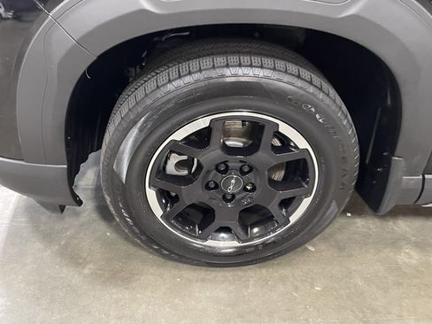 Used 2025 Honda Pilot EX-L image 9