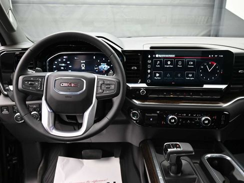 Used 2025 GMC Sierra 1500 Elevation w/ X31 Off-Road Package AWD/4WD image 14