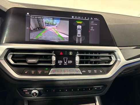 Used 2019 BMW 330i xDrive Sedan w/ Convenience Package AWD/4WD image 14