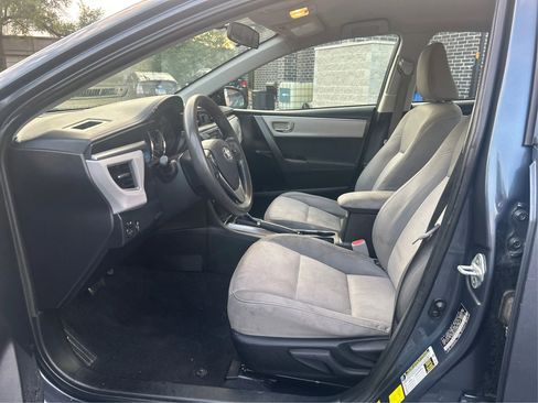 Used 2015 Toyota Corolla LE image 10