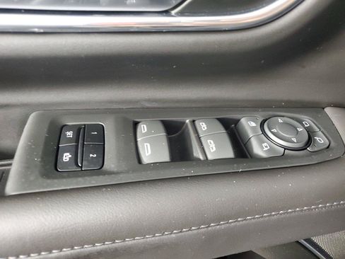 Used 2023 Chevrolet Tahoe LT w/ Luxury Package RWD image 19