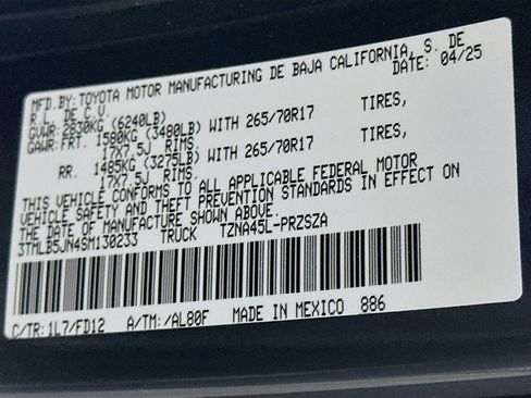 Used 2025 Toyota Tacoma TRD Off-Road image 12