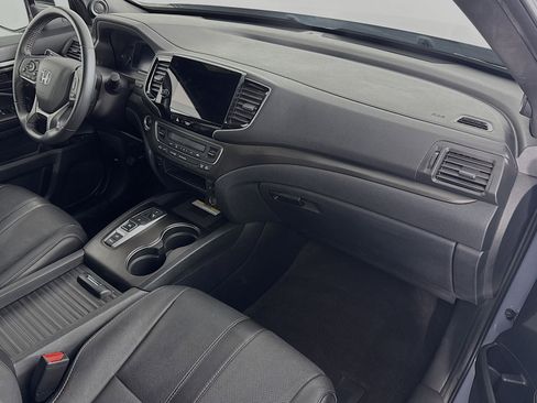 Certified 2023 Honda Passport TrailSport image 29