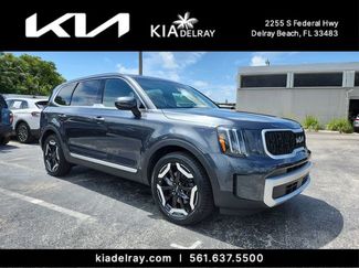 Used 2024 Kia Telluride EX w/ EX Captain's Chair Package FWD video 1