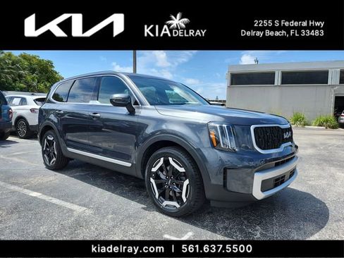 Used 2024 Kia Telluride EX w/ EX Captain's Chair Package FWD image 1