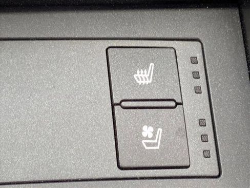 Used 2023 Lexus IS 300 w/ Comfort Package image 16