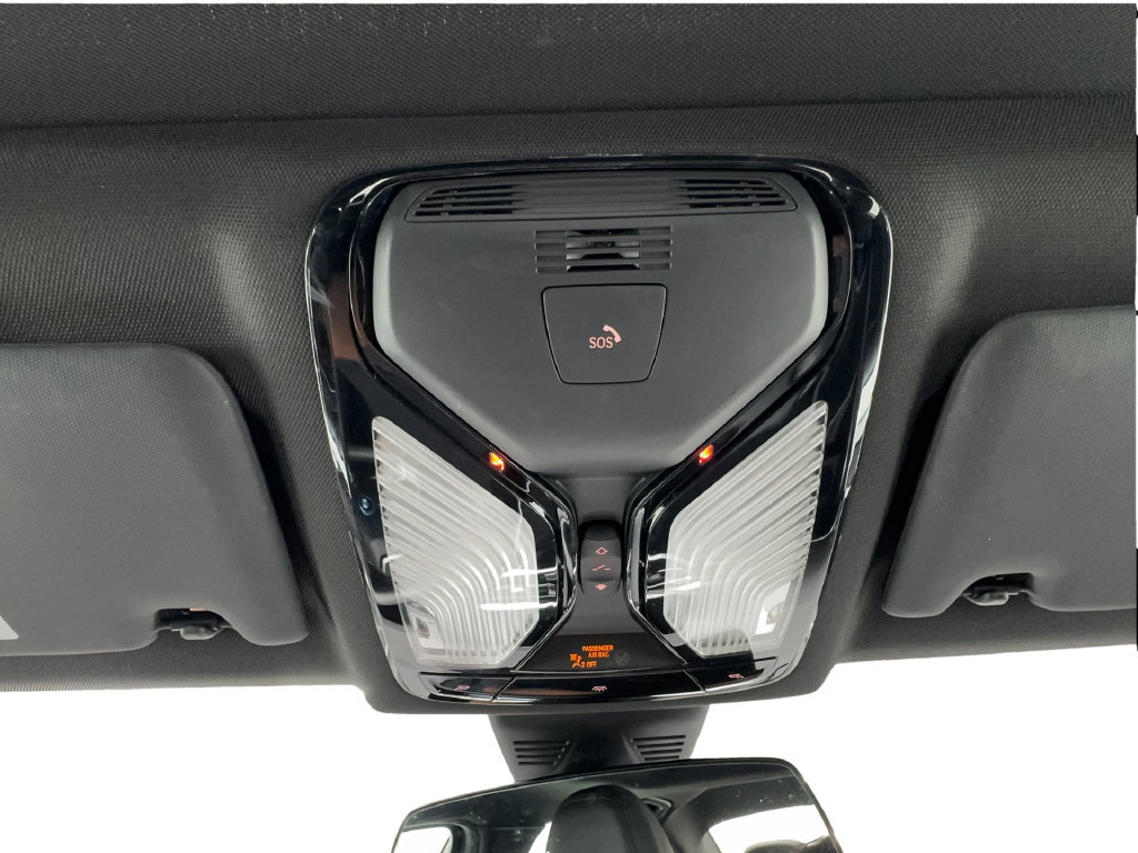 Used 2022 BMW 330e w/ Driving Assistance Package RWD image 57