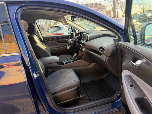 Used 2019 Hyundai Santa Fe SEL image 29