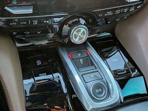 Used 2022 Acura MDX SH-AWD w/ Advance Package image 12