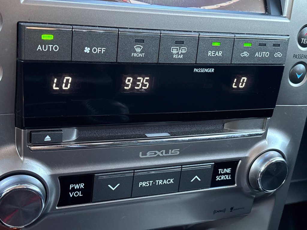 Used 2015 Lexus GX 460 w/ Premium Package AWD/4WD image 19