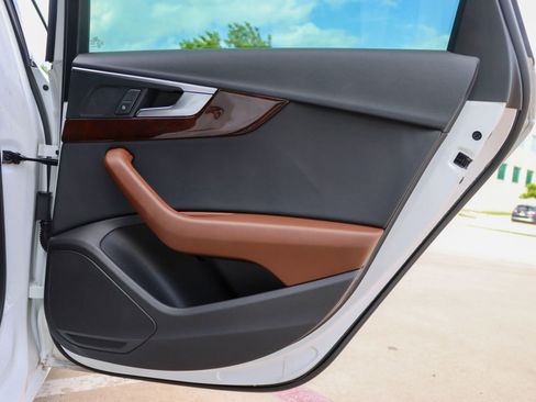 Used 2019 Audi A4 2.0T Premium w/ Convenience Package image 11