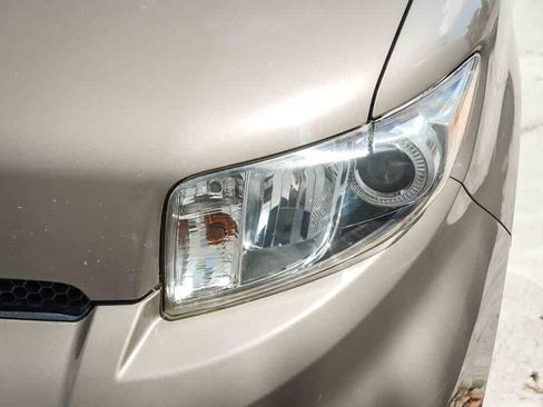 Used 2013 Scion xB FWD image 8