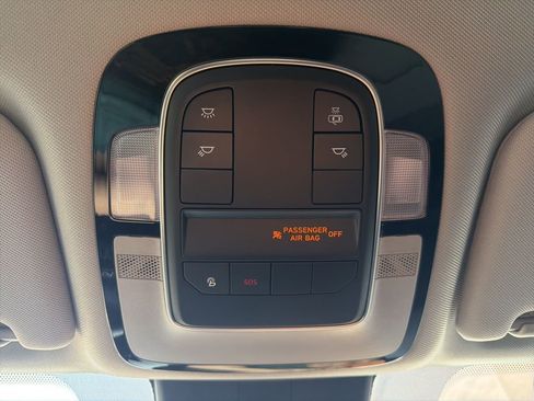 Certified 2021 Hyundai Santa Fe SEL image 47