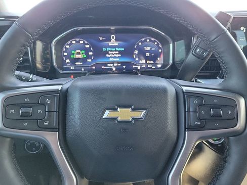Used 2025 Chevrolet Silverado 1500 LT image 17