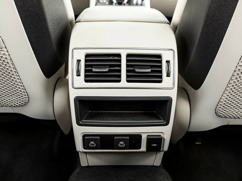 Used 2025 Jaguar F-PACE R-Dynamic S AWD/4WD image 27