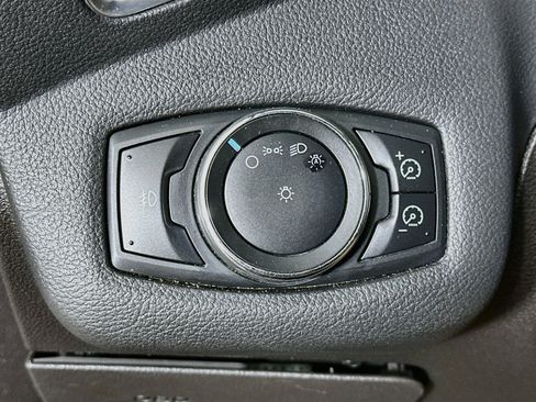 Used 2013 Ford C-MAX Energi SEL FWD image 17