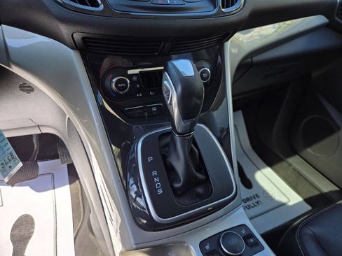 Used 2013 Ford Escape SEL image 15