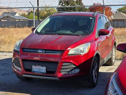 Used 2016 Ford Escape SE w/ Equipment Group 201A