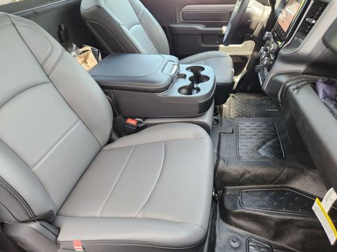 New 2025 RAM 3500 Tradesman image 9