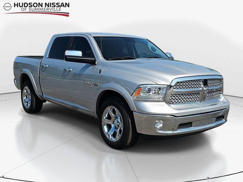 Used 2016 RAM 1500 Laramie AWD/4WD image 1