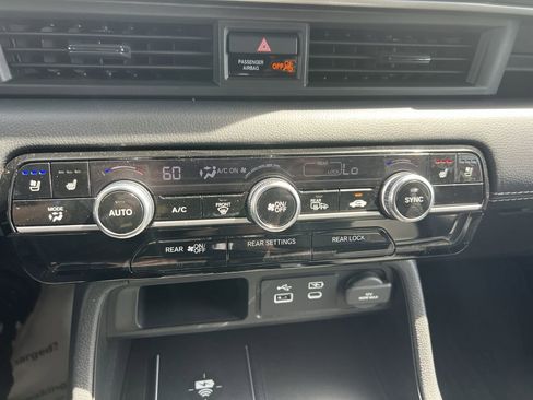 Used 2023 Honda Pilot Elite image 29