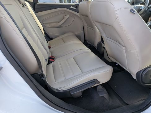 Used 2019 Ford Escape SEL AWD/4WD image 29