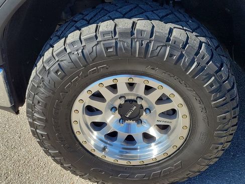 Used 2019 GMC Sierra 1500 SLT w/ SLT Premium Plus Package image 8