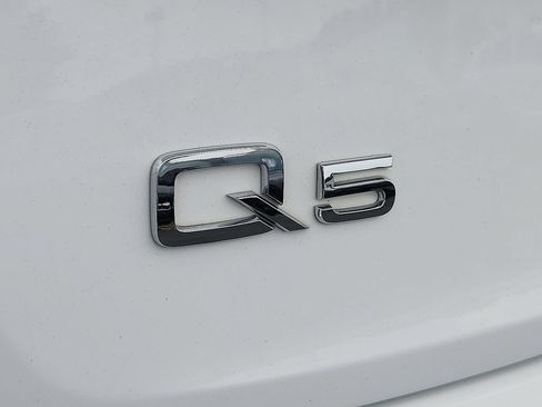 Used 2022 Audi Q5 3.0T Premium Plus w/ Convenience Package AWD/4WD image 30